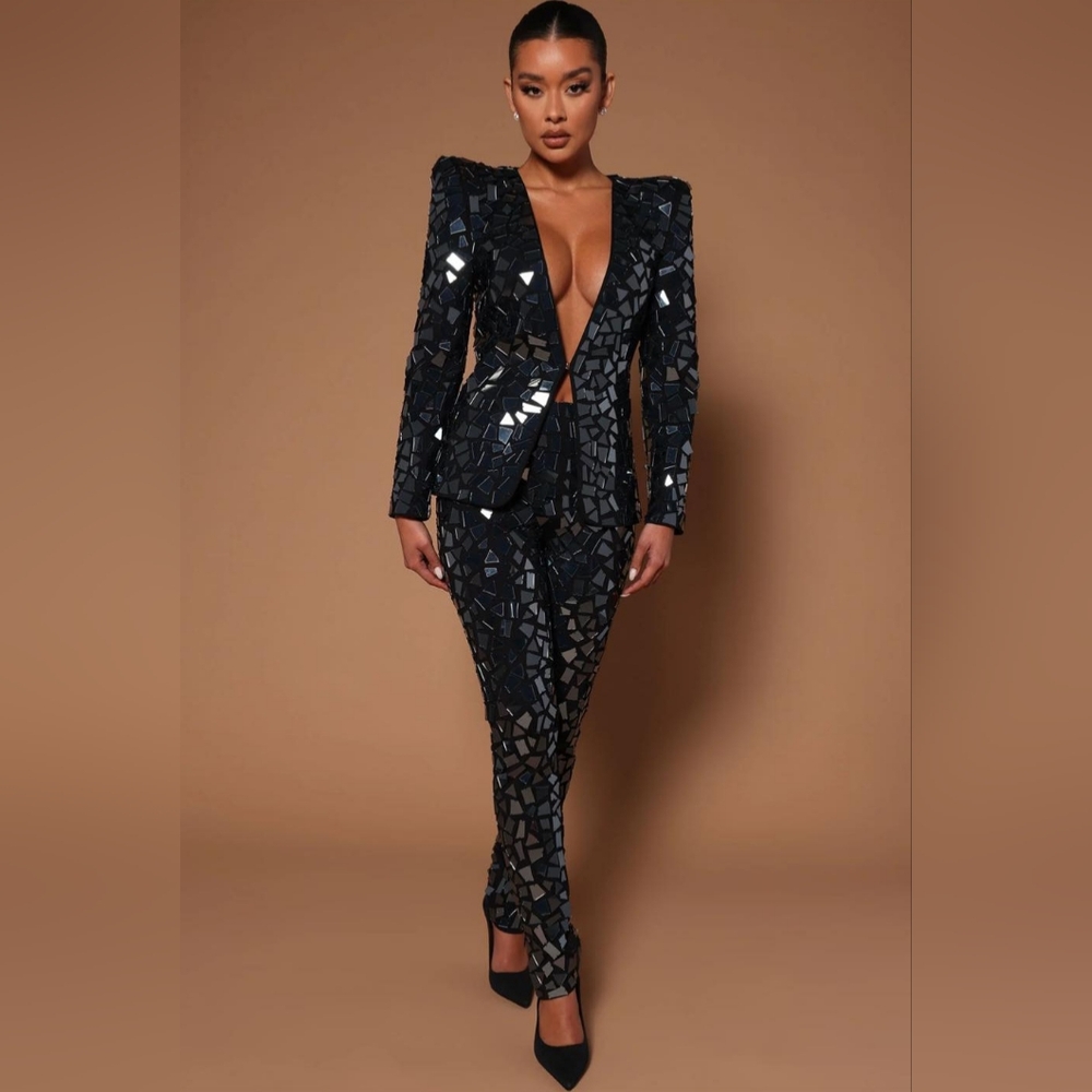 Victoria Mirror Blazer & Pant Set